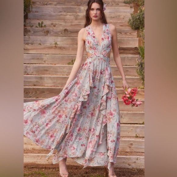 ASTR The Label • Noya Floral Cutout maxi dress - Picture 2 of 11